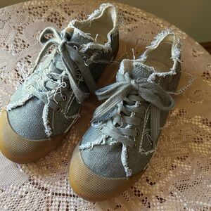Steve Madden Distressed Canvas Sneakers